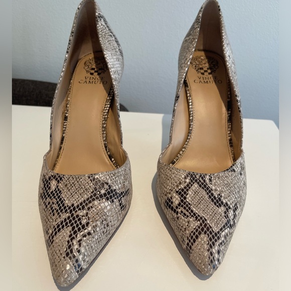 Vince Camuto Snakeskin Heels - Picture 3 of 7
